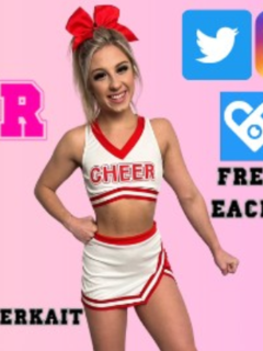 Cheerleader Kait